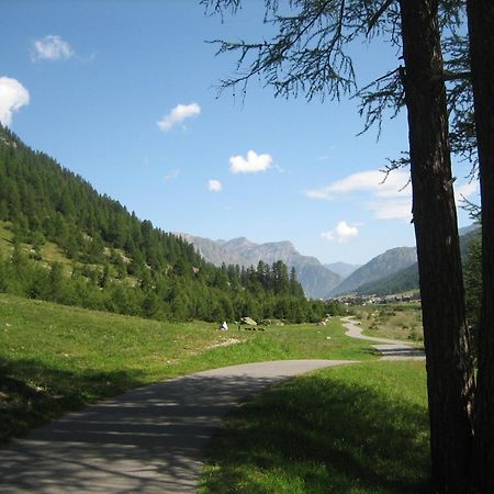 Hotel Krone Livigno Exterior foto